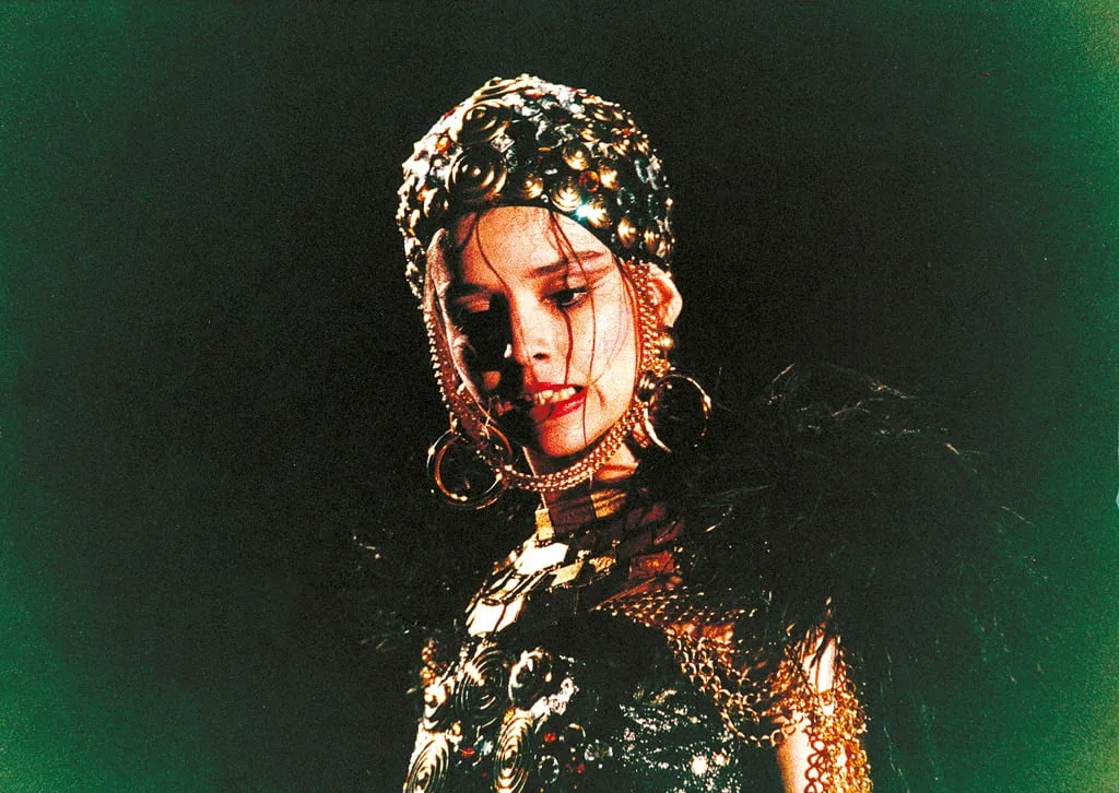 opera horror movie review