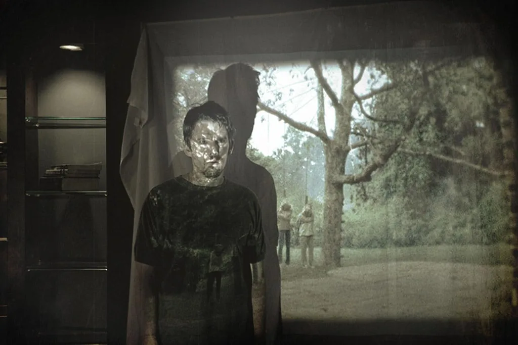 sinister image 3