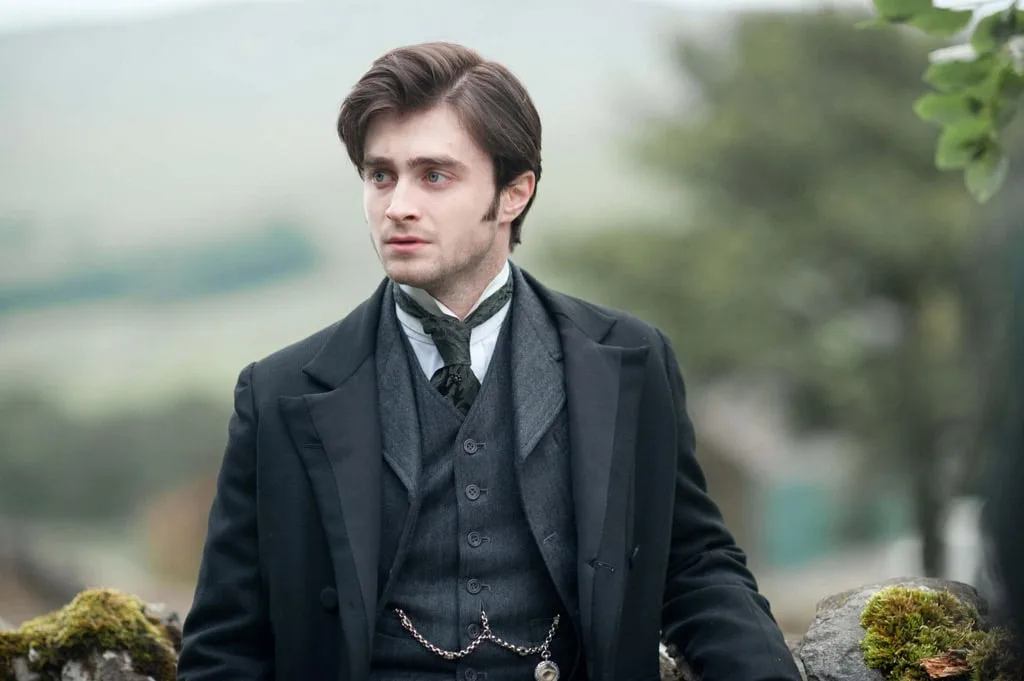 the woman in black image 4