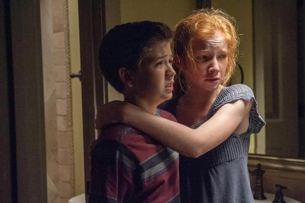 Oculus 2013 Movie Still 1
