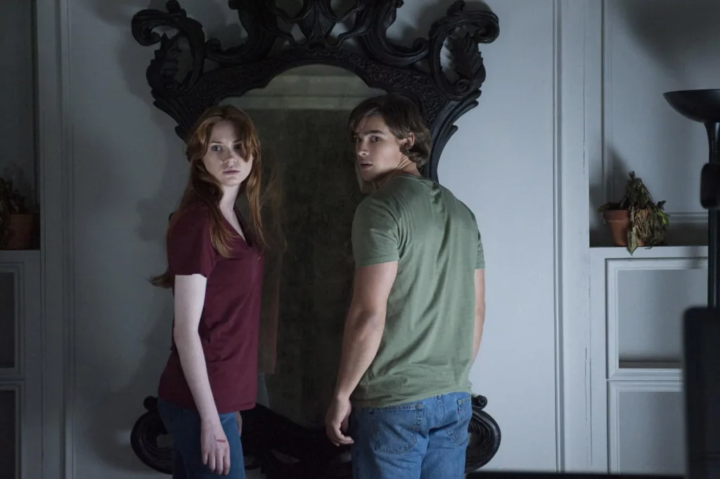 Oculus 2013 Movie Still 8