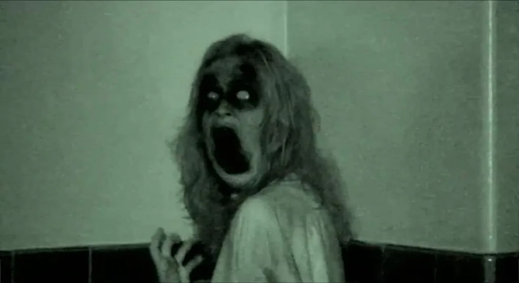 grave encounters movie