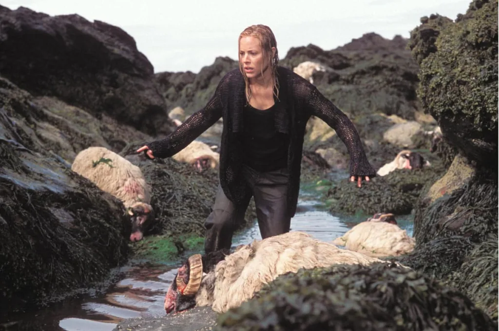 dark maria bello