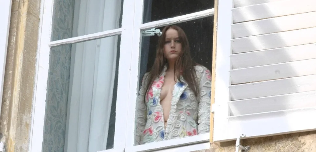 leelee sobieski dark places