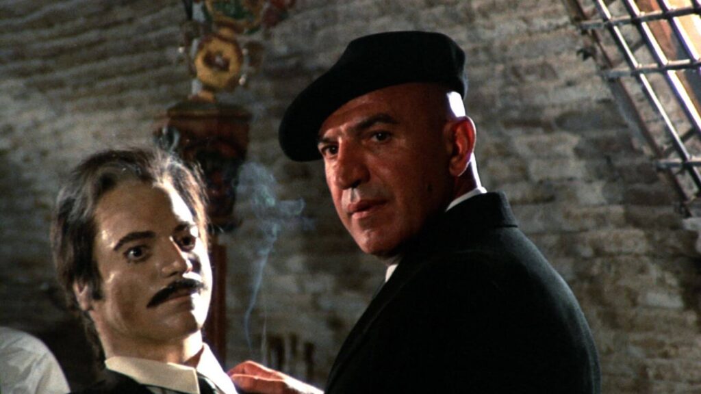 Telly Savalas in Lisa and the Devil